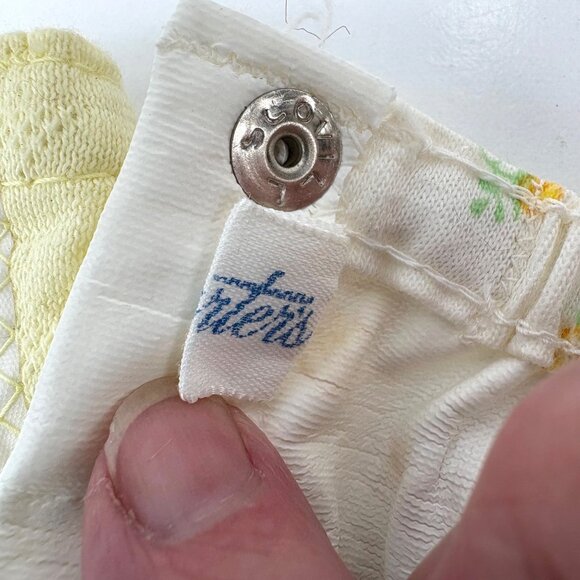 Carters Vintage Reusable Baby Diaper Covers Yellow Floral Lined Snaps - Picture 5 of 5